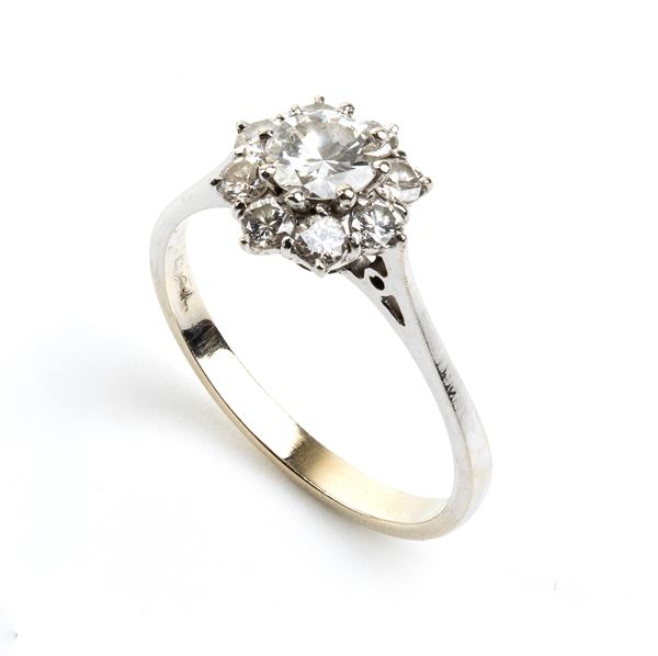 Diamond gold flower ring