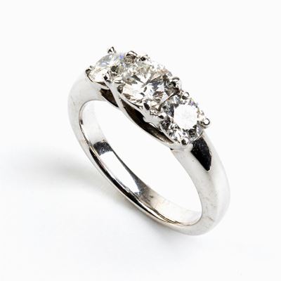 Anello Trilogy in Oro con Diamanti