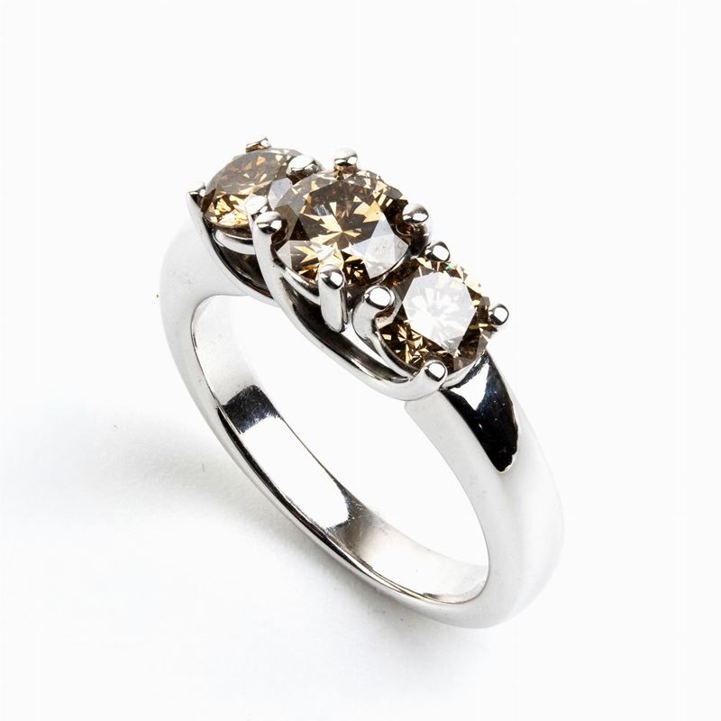 Anello Trilogy in Oro con Diamanti Brown