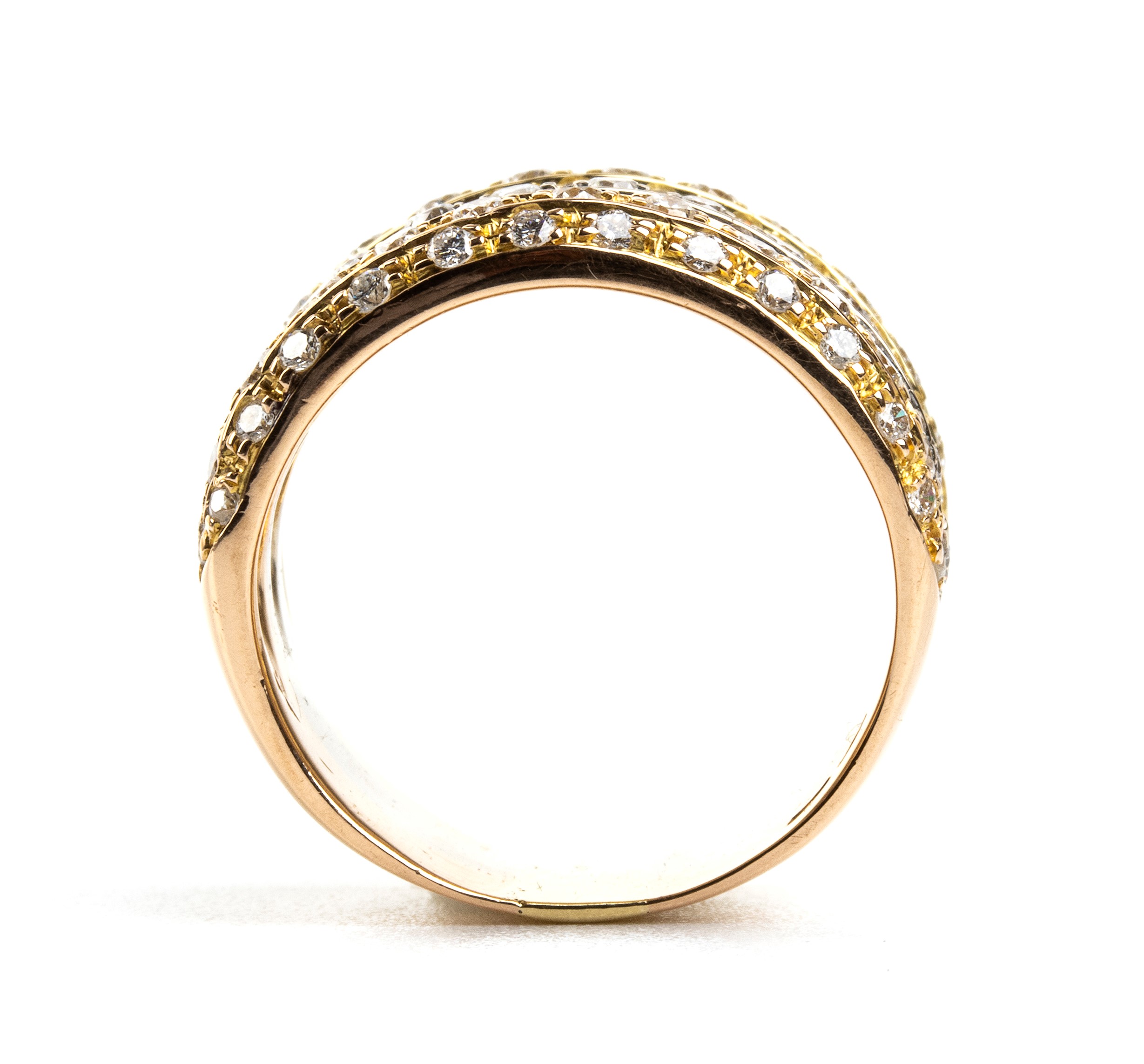 Anello in Tre Colori D'oro con Diamanti