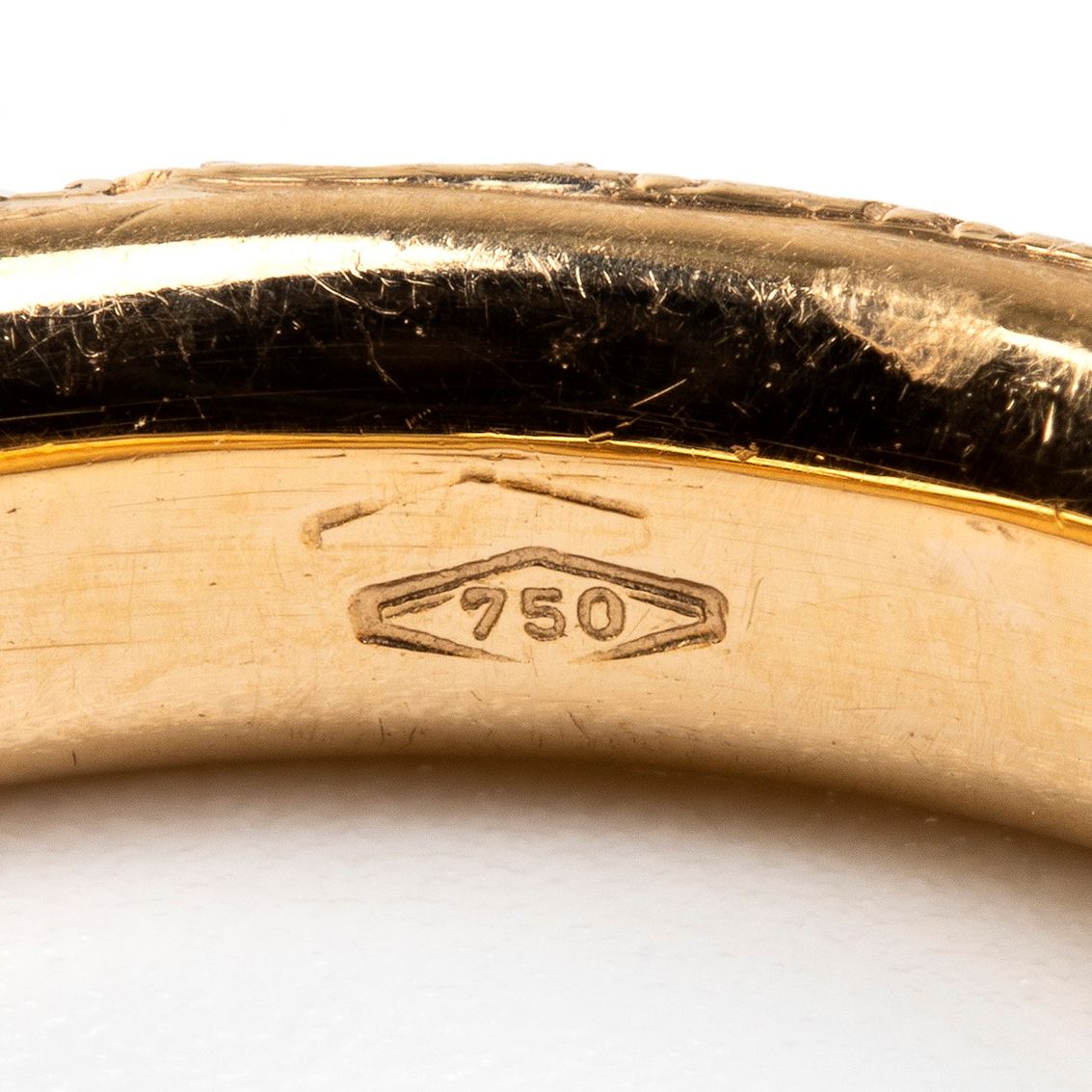 Anello in Oro e Diamanti Brown