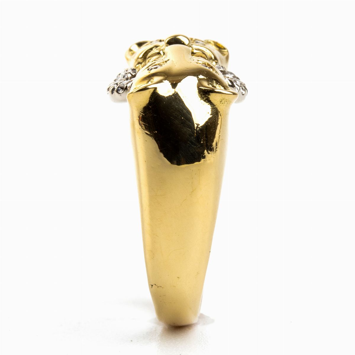 Anello con Coppia di Teste di Pantera in Oro e Diamanti