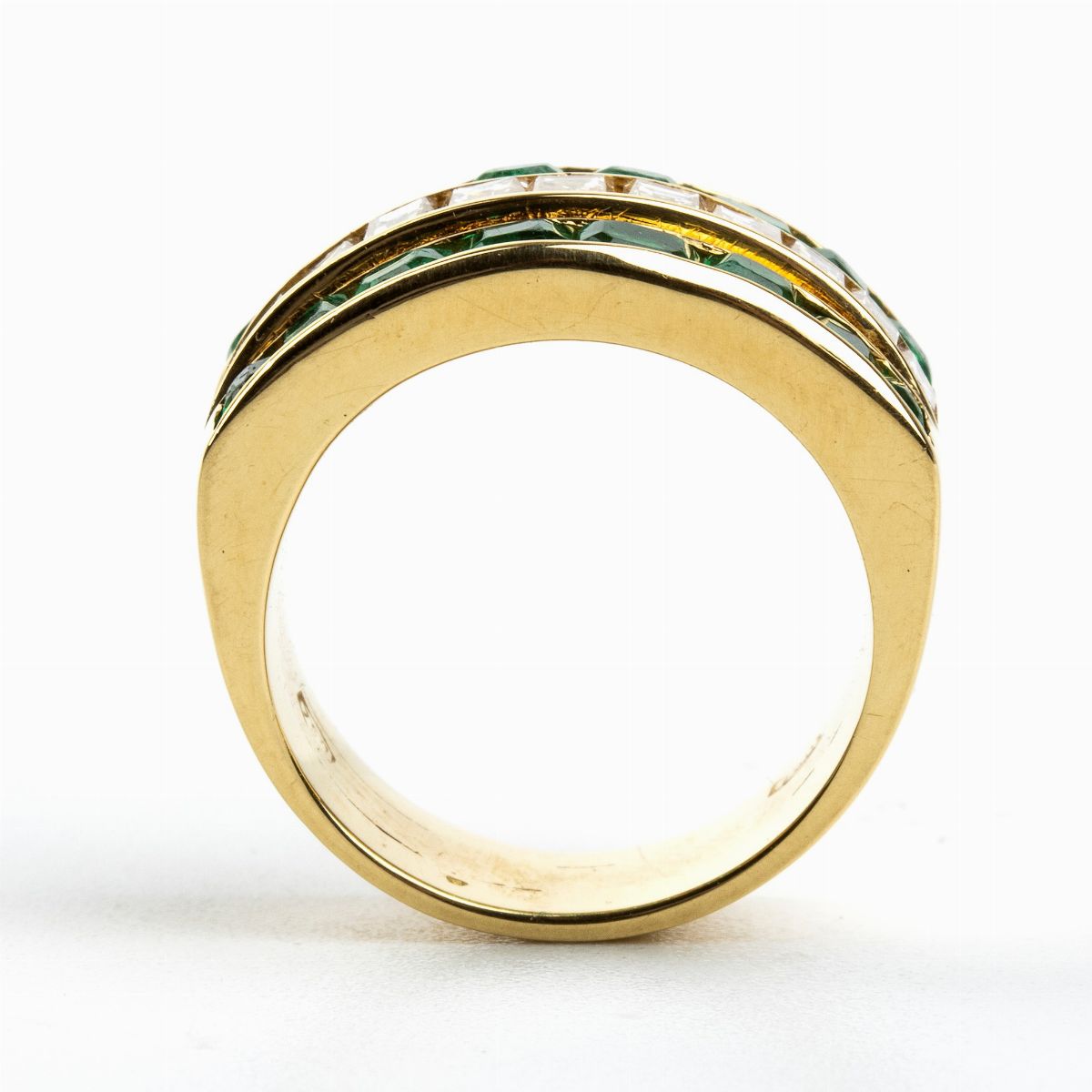 Anello in Oro Smeraldi e Diamanti