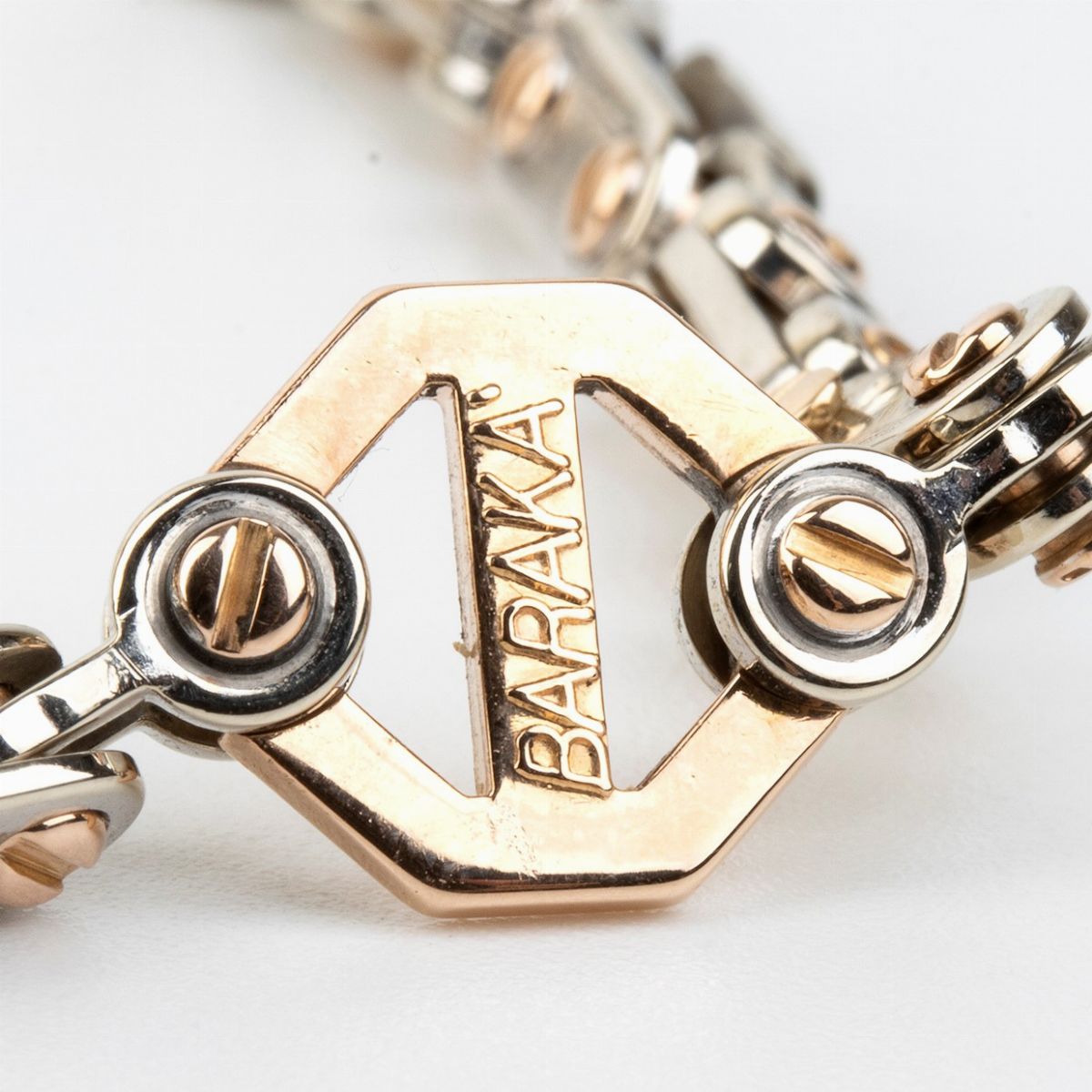 Baraka': Bracciale con Catena in Oro e Piccolo Diamante. Fine Anni '90.