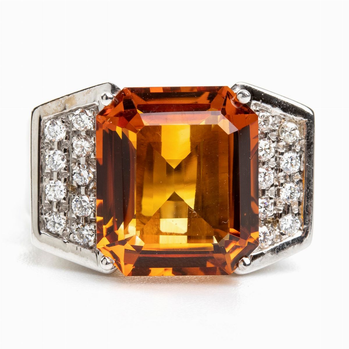 Anello in Oro con Quarzo Citrino e Diamanti