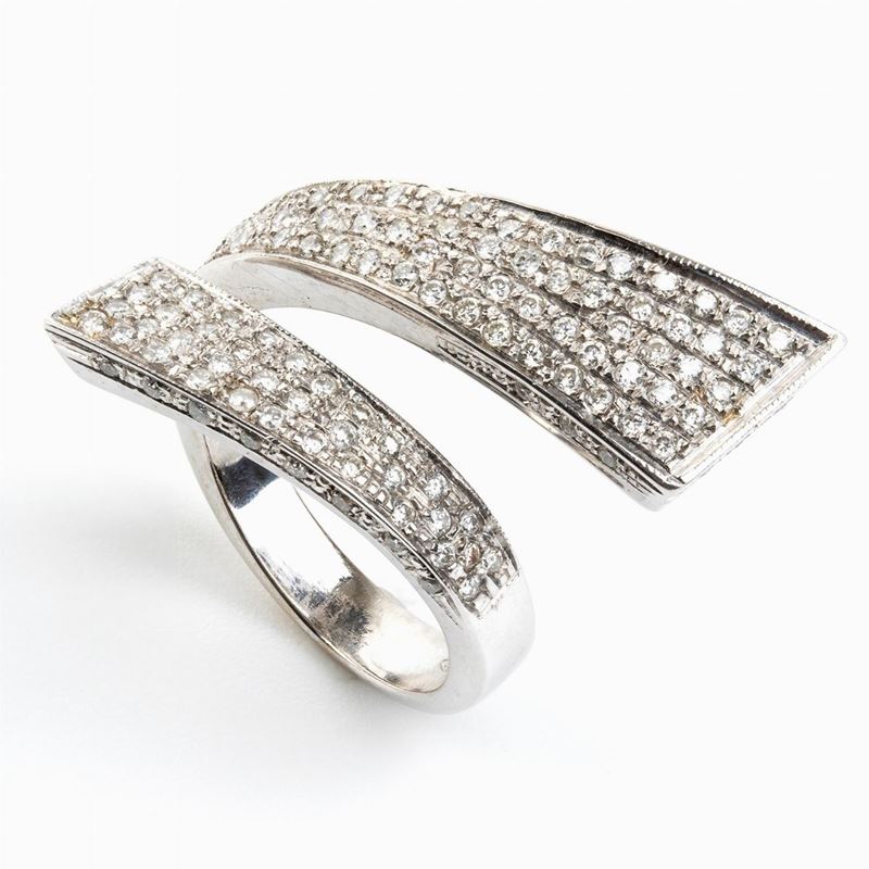 Anello in Oro con Pavè di Brillanti