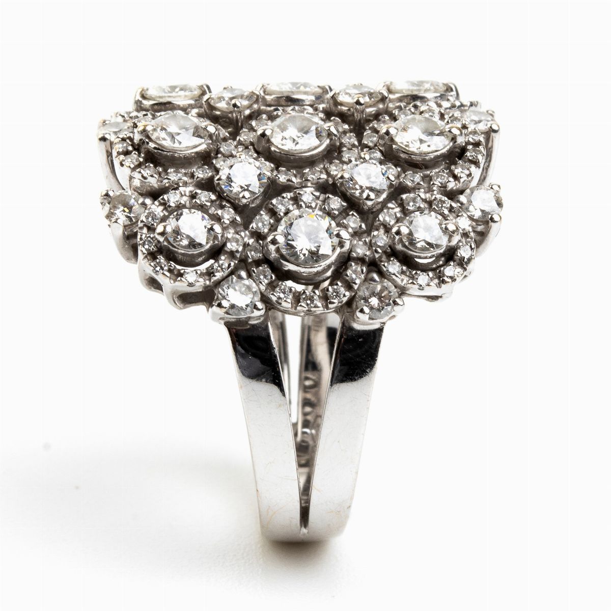 Leo Pizzo: Anello in Oro con Diamanti