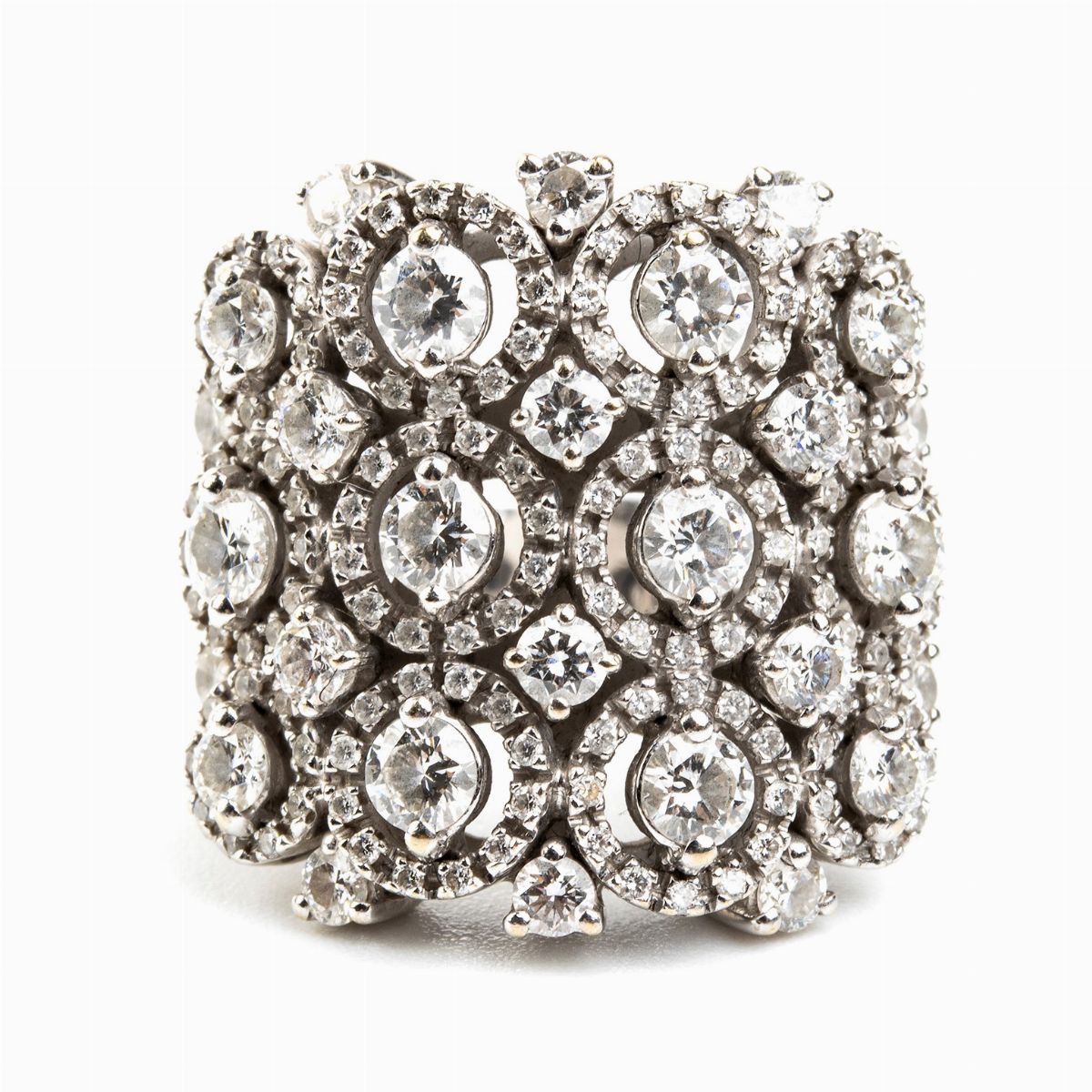 Leo Pizzo: Anello in Oro con Diamanti
