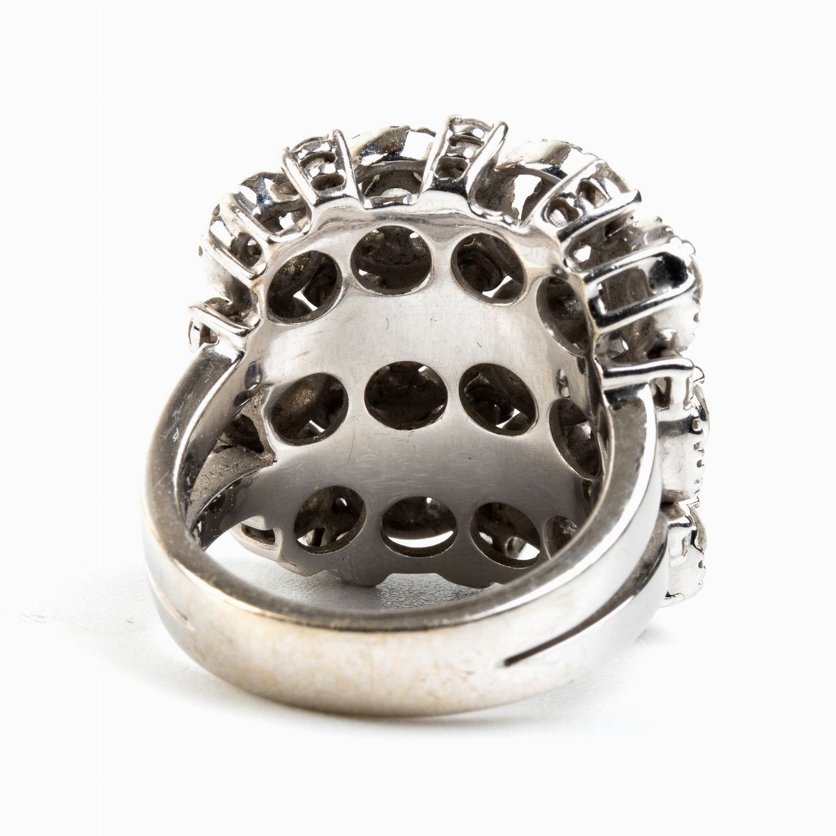 Leo Pizzo: Anello in Oro con Diamanti
