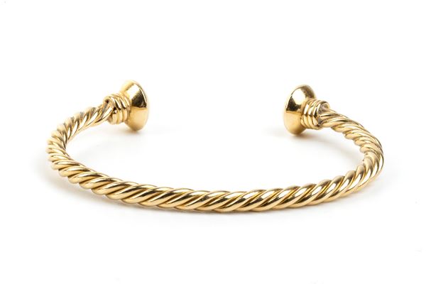 BULGARI: rigid hoop gold bracelet
