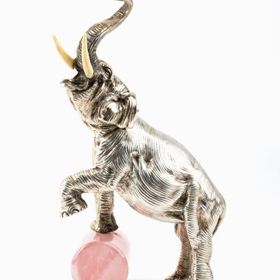 Scultura Italiana in Argento e Quarzo Rosa - Argentiere Eredi Mazzetti di Pandini o Gavirati Egid...