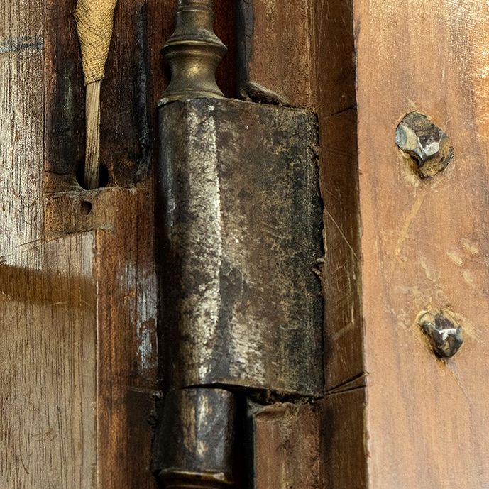Cassettone a Ribalta con Alzata - Piemonte, Prima Metà del XVIII Secolo