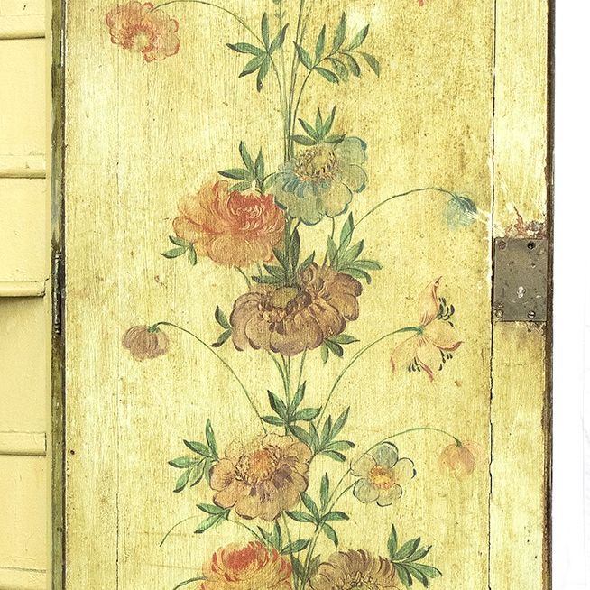 Angoliera Luigi XV Laccata e Dipinta - Venezia XVIII Secolo