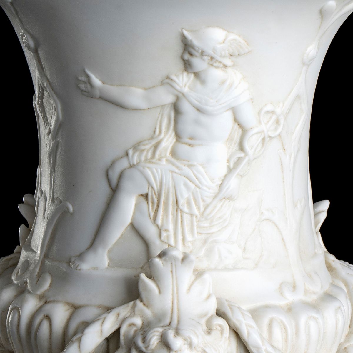 Coppia di Coppe con Coperchio Napoleone III in Porcellana Biscuit - Francia, XIX Secolo