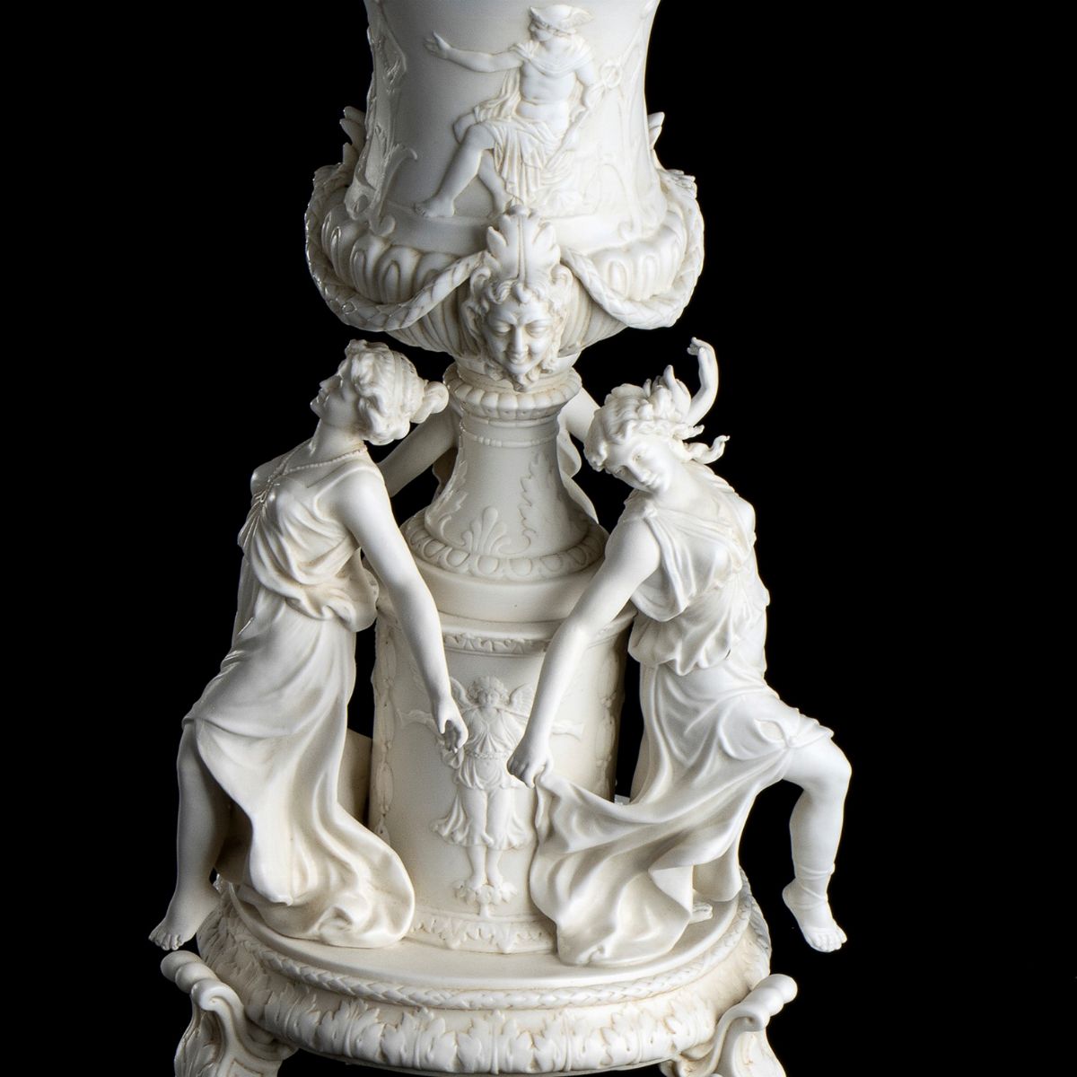 Coppia di Coppe con Coperchio Napoleone III in Porcellana Biscuit - Francia, XIX Secolo