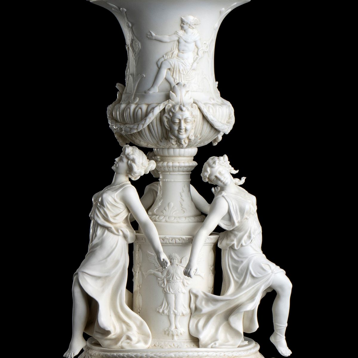 Coppia di Coppe con Coperchio Napoleone III in Porcellana Biscuit - Francia, XIX Secolo