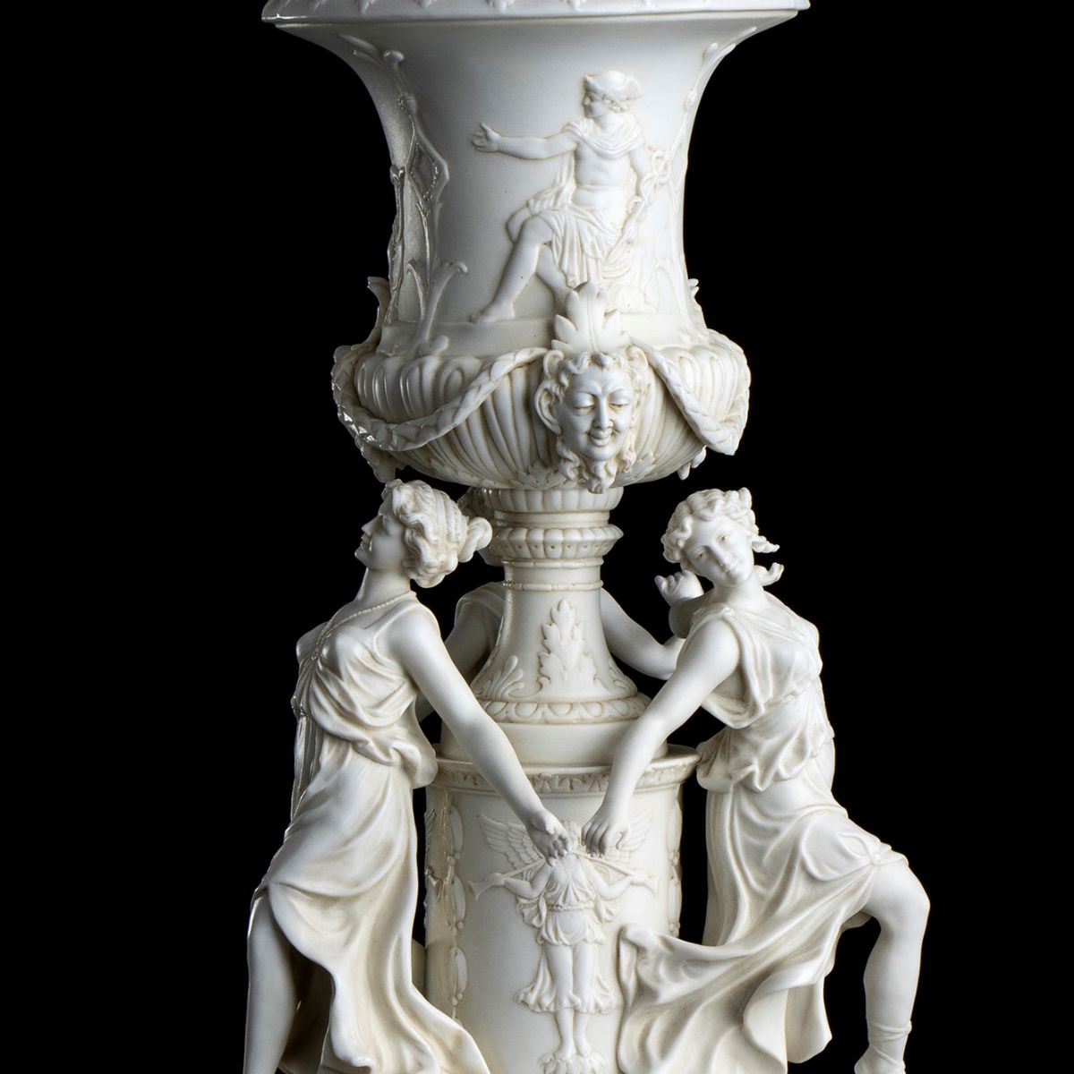 Coppia di Coppe con Coperchio Napoleone III in Porcellana Biscuit - Francia, XIX Secolo