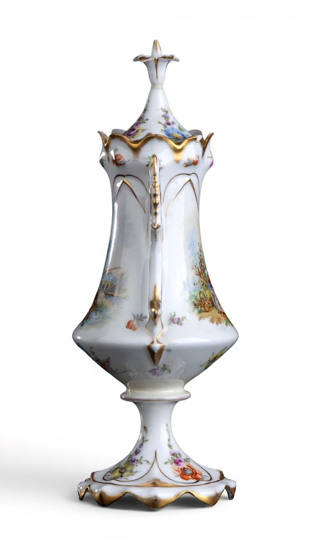 Vaso biansato con coperchio, porcellana di Dresda policroma
