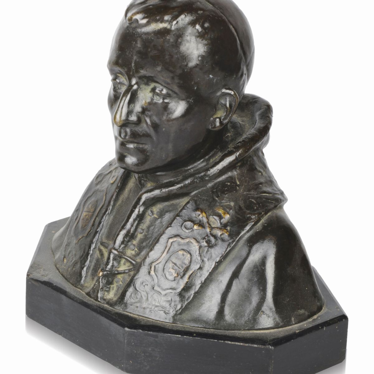 Due Oggetti Commemorativi del Pontificato di Papa Benedetto XV (1914-1922)