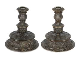 Pair of important bronze candlesticks from the 17th century - Ref.91527
