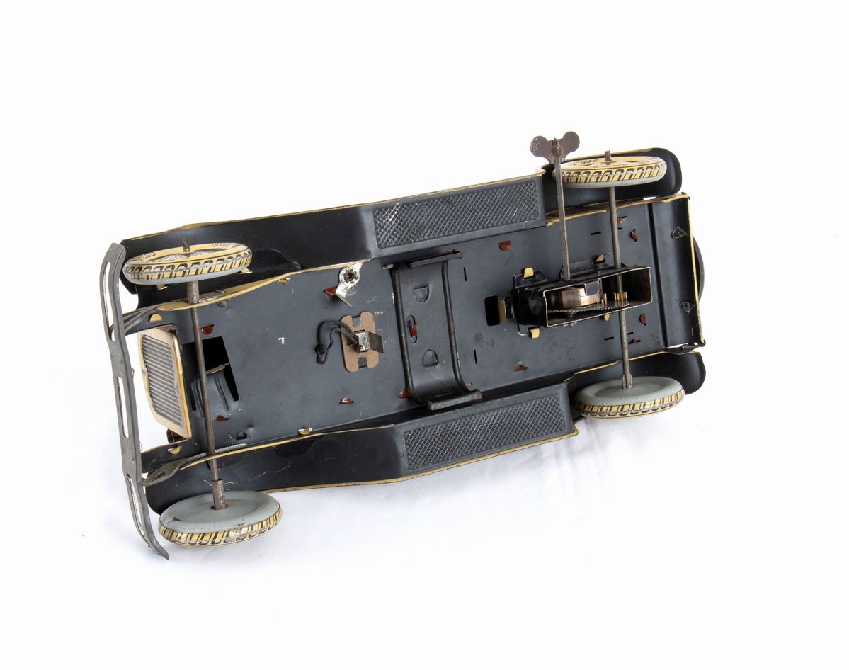 Tipp&co, Limousine 8 Cylinder