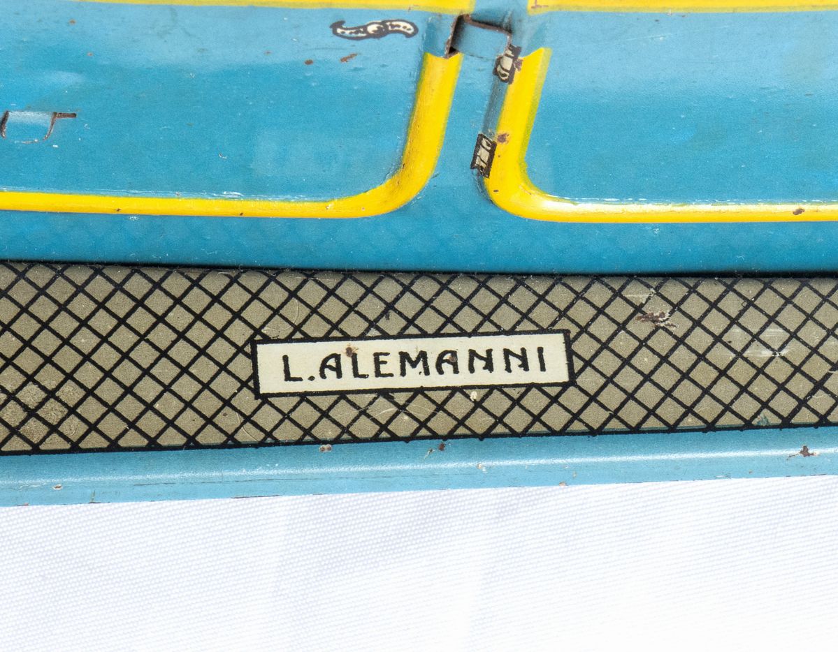 Alemanni, Auto Limousine 6 Luci Gigante