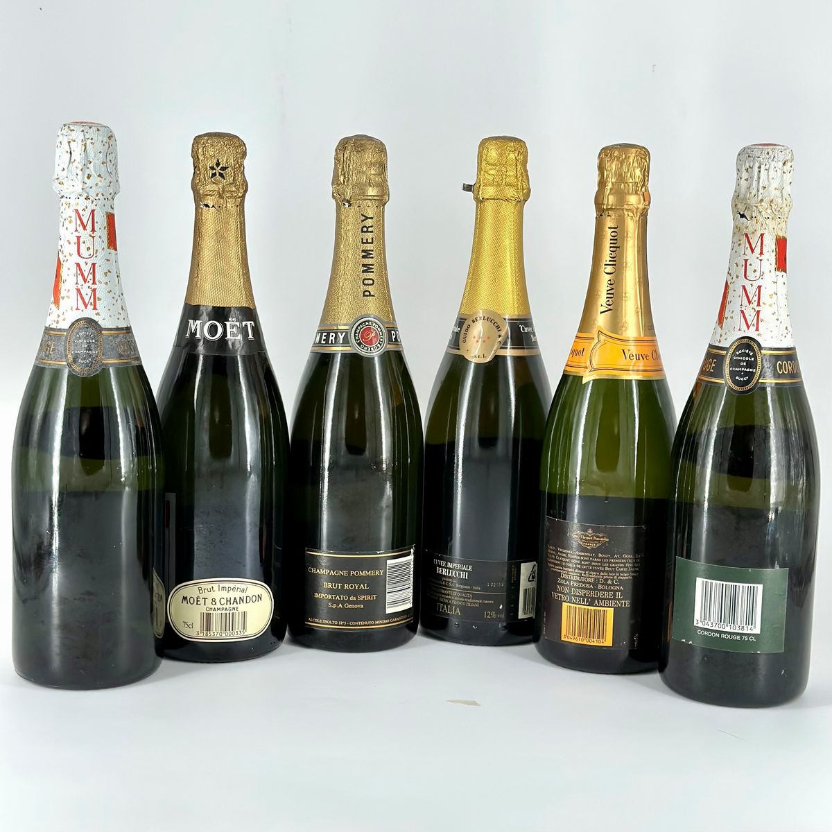 Pommery Brut Royale, Cordon Rouge Munn, Moët e Chandon Brut Imperial, Veuve Clicquot Nv, Berlucch...