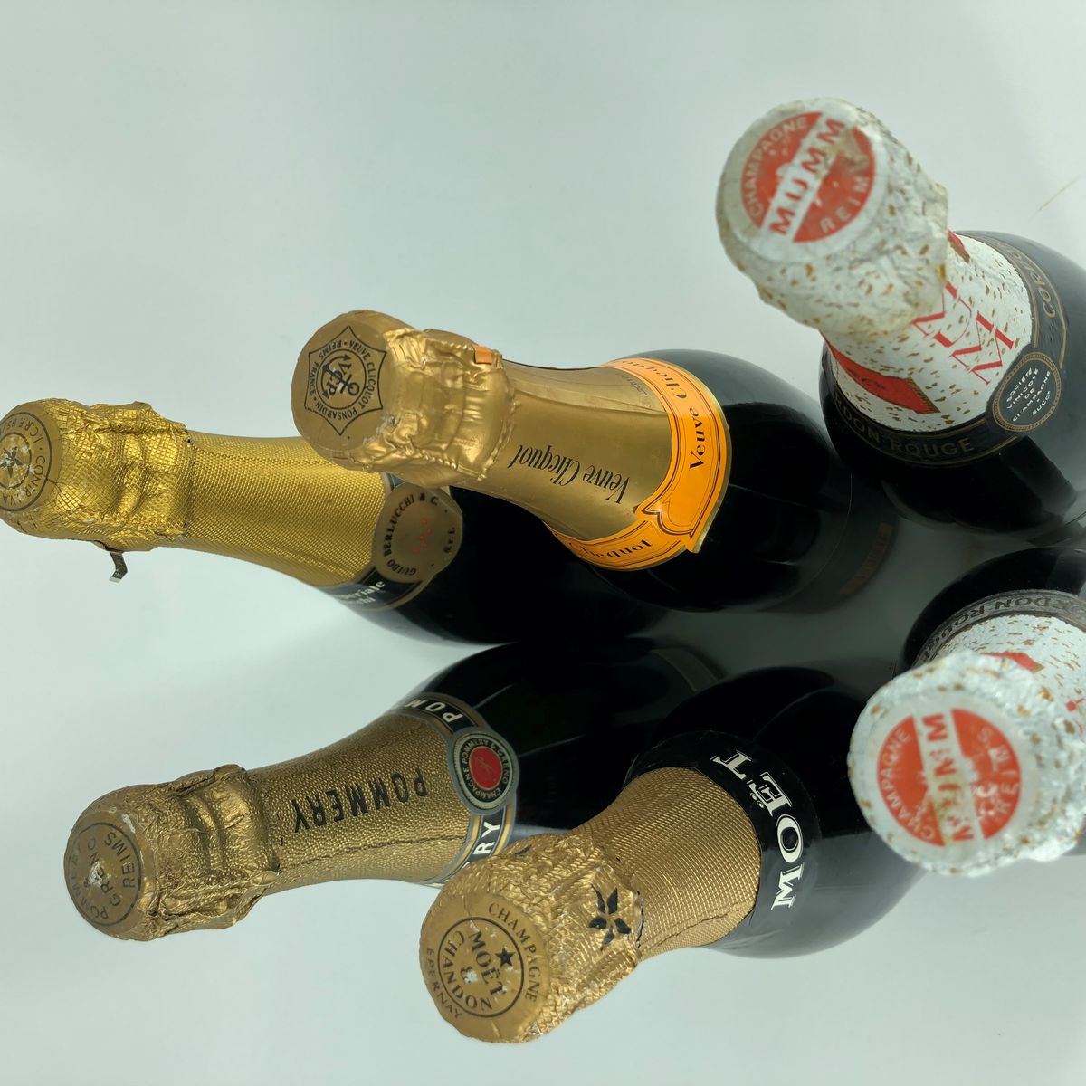 Pommery Brut Royale, Cordon Rouge Munn, Moët e Chandon Brut Imperial, Veuve Clicquot Nv, Berlucch...