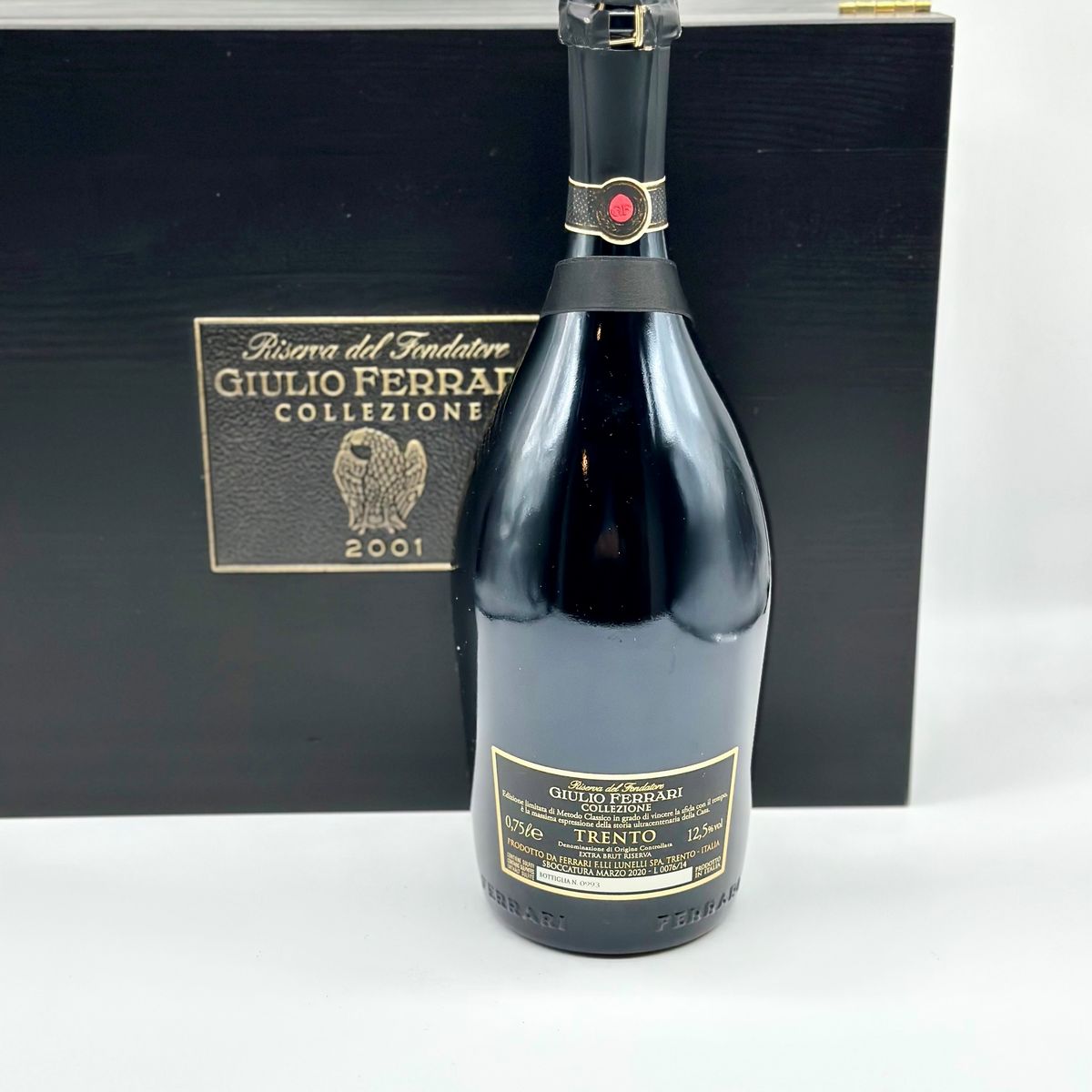 Fratelli Lunelli Ferrari, Giulio Ferrari Riserva del Fondatore Collezione Metodo Classico Trentod...