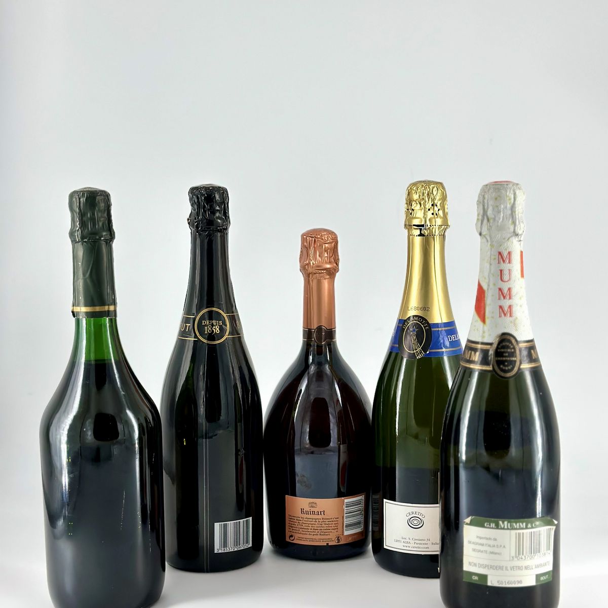 Champagne Brut Réserve Oudinot, Champagne Mercier Bulle D'or Cuvée, Champagne Dom Ruinart Rosé, C...