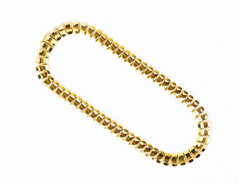 Girocollo in oro con motivo a frangia