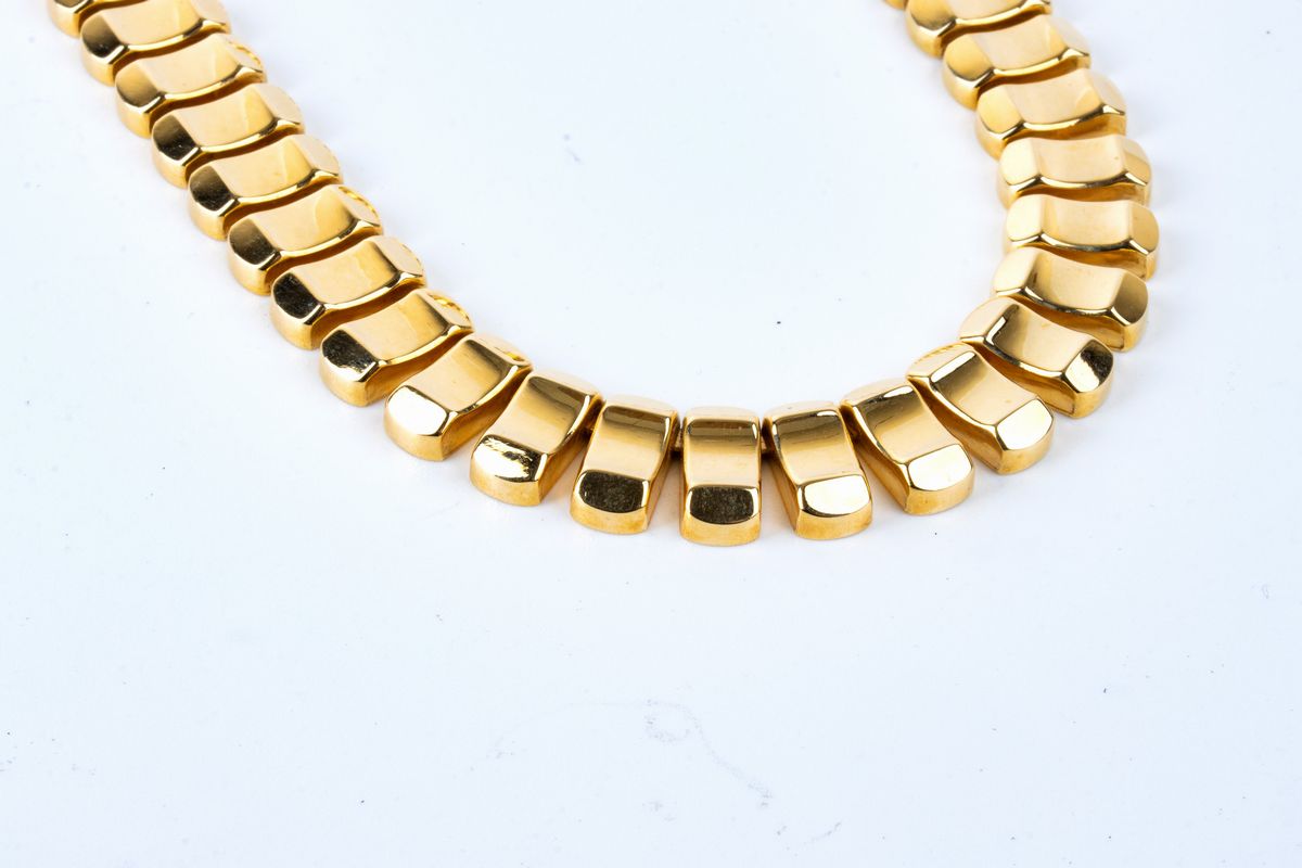 Girocollo in oro con motivo a frangia