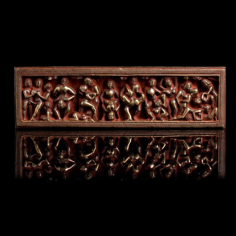 PLACCA IN METALLO LACCATO CON SCENE EROTICHE