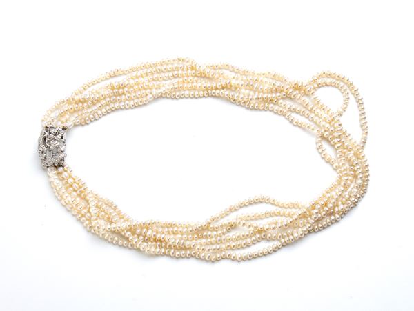Diamond gold freshwater cultured pearls necklace 