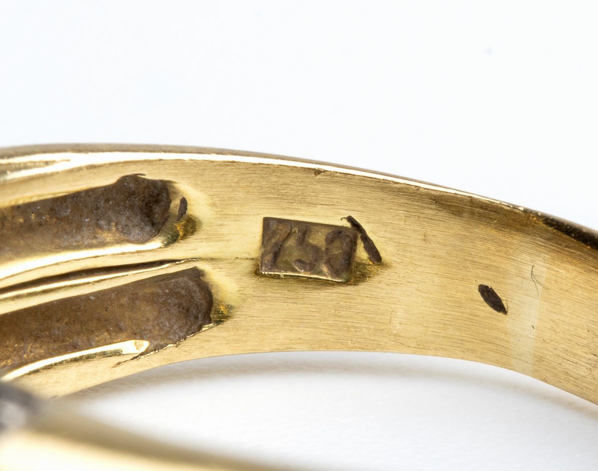 Anello in Oro con Diamanti