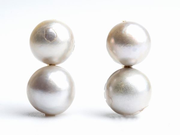 Gold earrings with Mabé pearls - 1930s