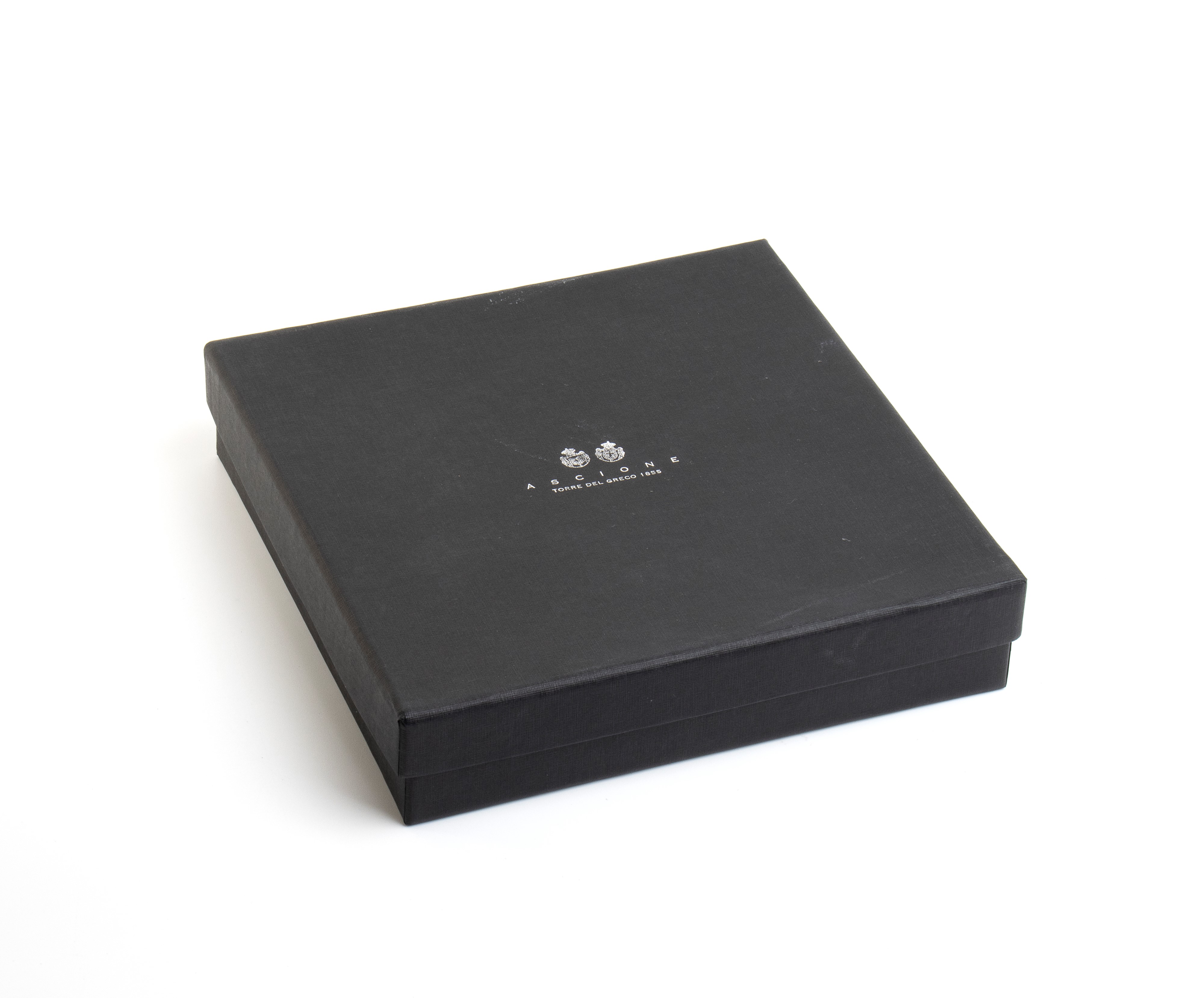 ASCIONE: girocollo con frangia in rametti di corallo Mediterraneo e foglie in argento