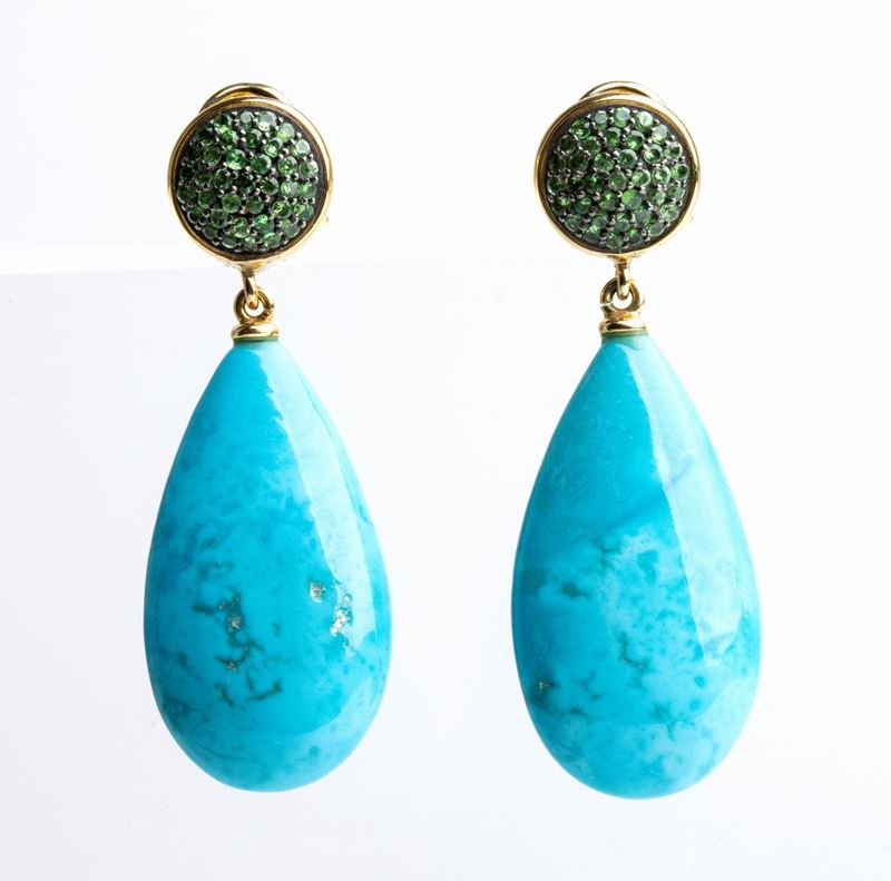 ASCIONE: orecchini pendenti in oro pendenti con turchesi e tsavoriti