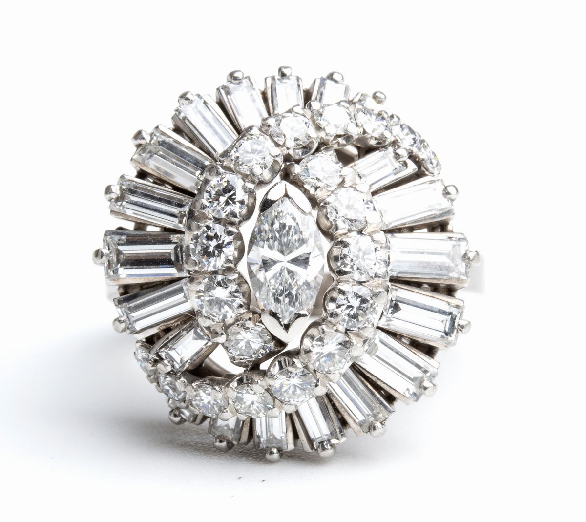 Anello in oro e diamanti