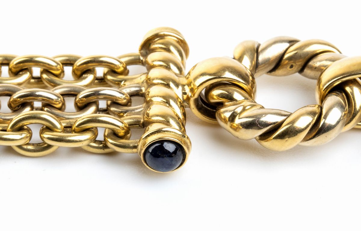 Bracciale in oro e cabochon di zaffiri