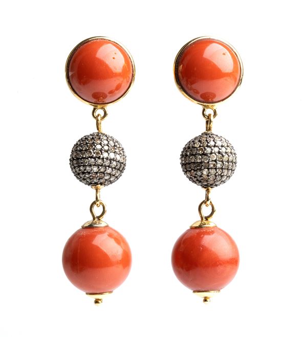 Brown diamond cerasuolo coral gold drop earrings 