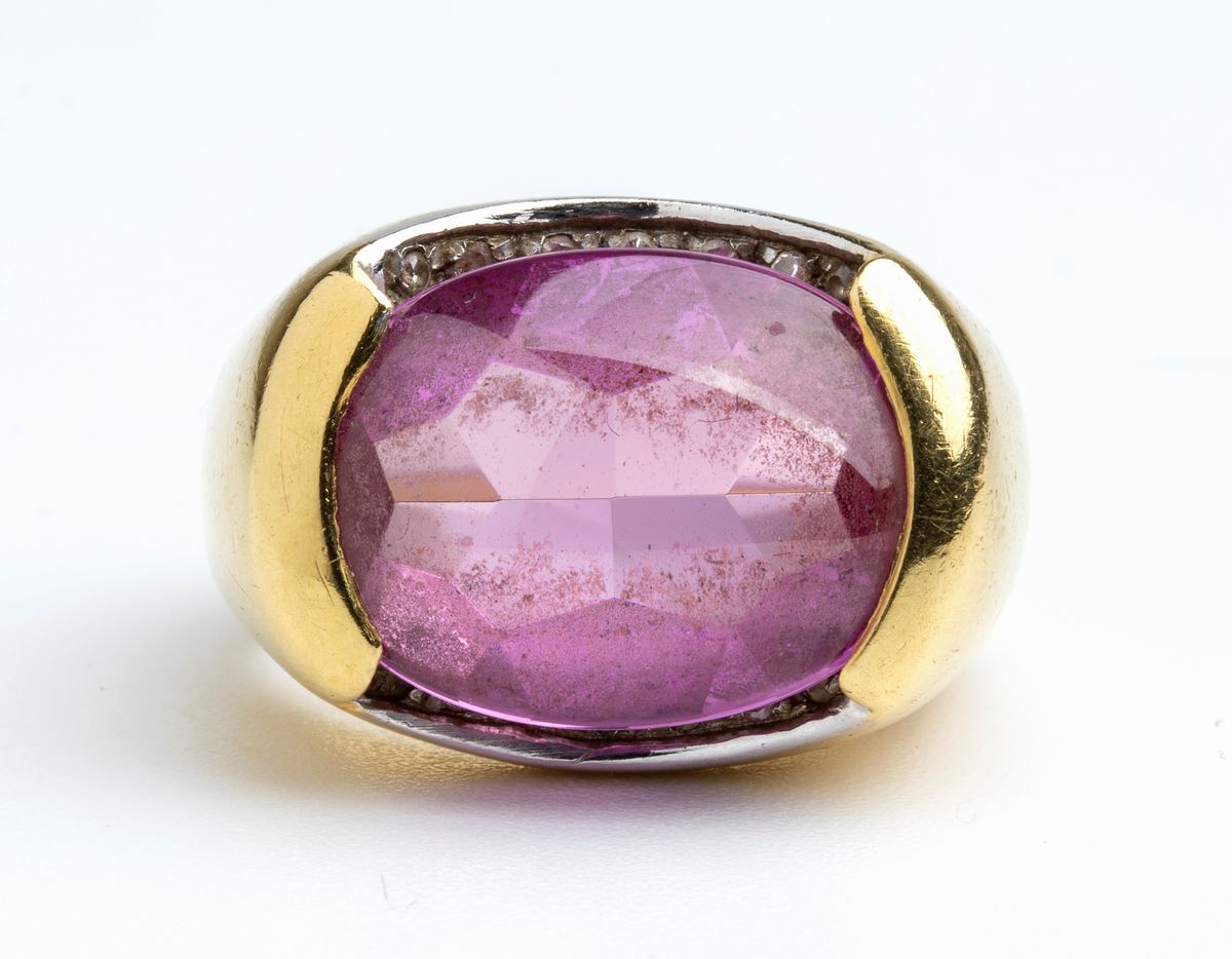 Anello in Oro con Diamanti e Pasta Vitrea Viola