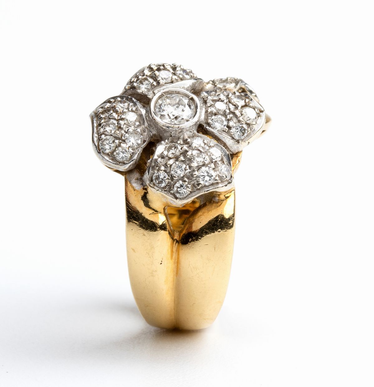 Anello in Oro e Diamanti
