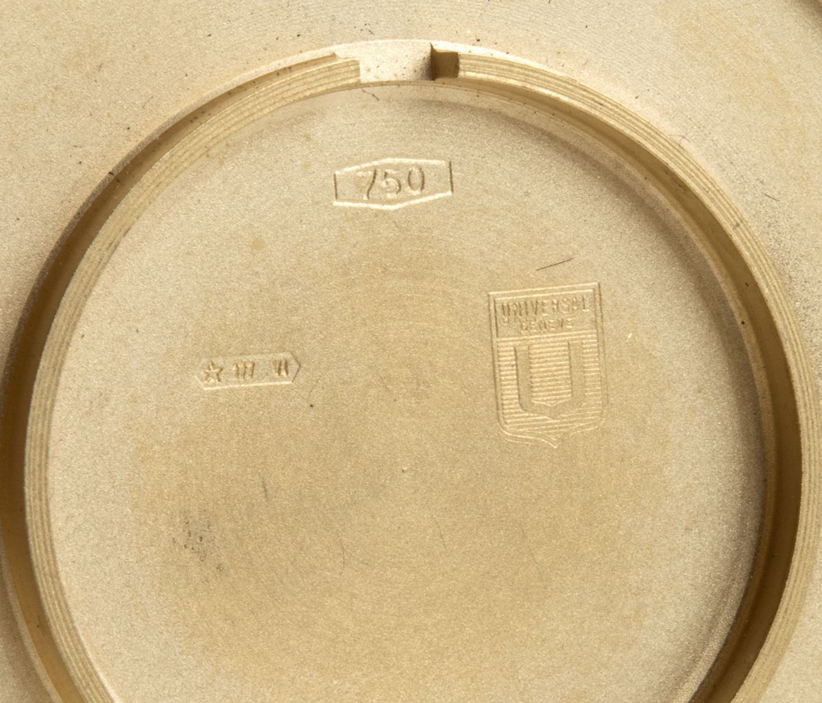 Universal: Orologio da Tasca con Catena in Oro 18k