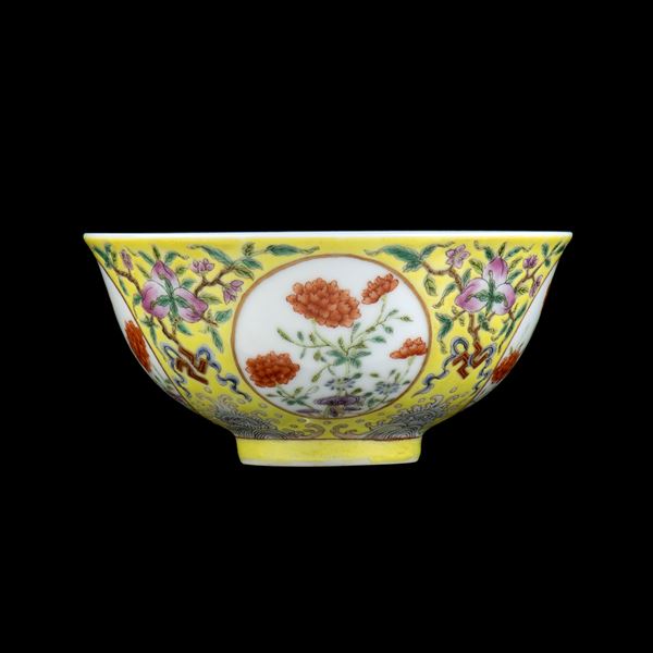 A POLYCHROME ENAMELLED PORCELAIN BOWL