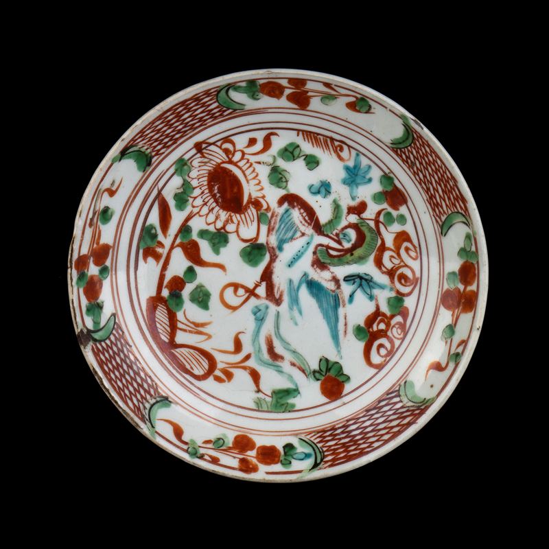 PIATTO IN PORCELLANA 'SWATOW' CON DECORO A SMALTI POLICROMI