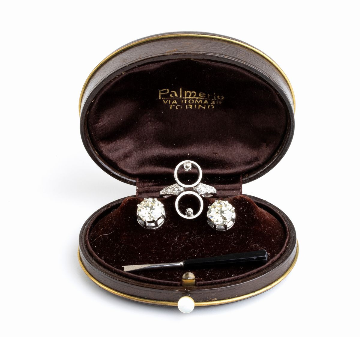Anello in Platino con Coppia di Diamanti, Trasformabile in un Paio di Orecchini - Anni '30
