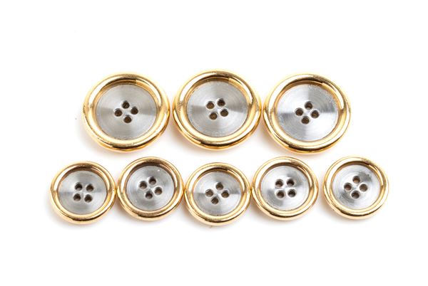 BULGARI: set di 8 bottoni in oro e acciaio