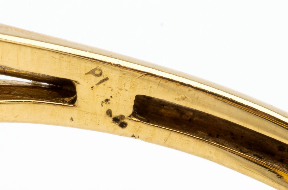 Anello con smeraldo e diamanti