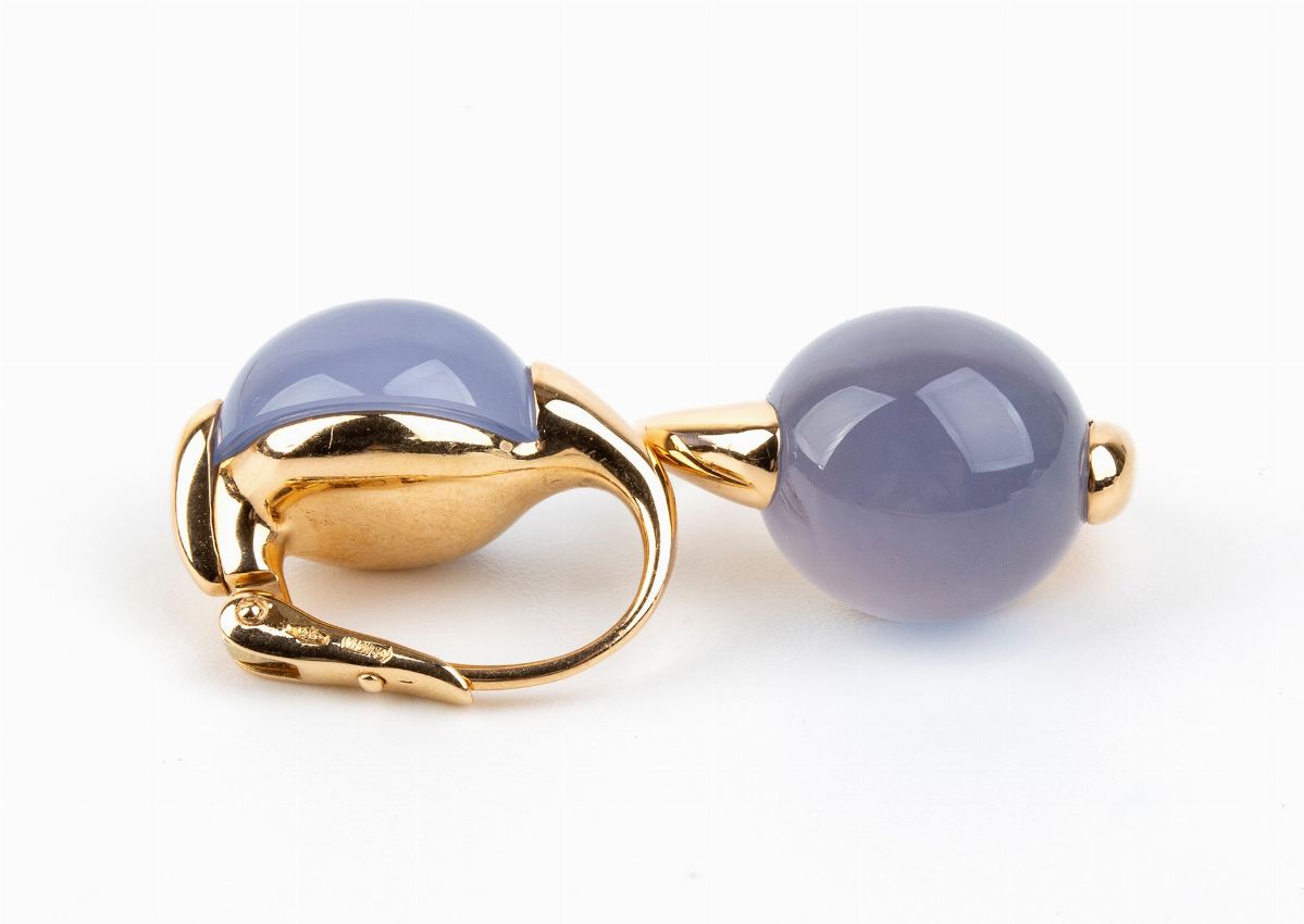 POMELLATO, collezione Luna: parure composta da un girocollo, un bracciale ed un paio di orecchini...